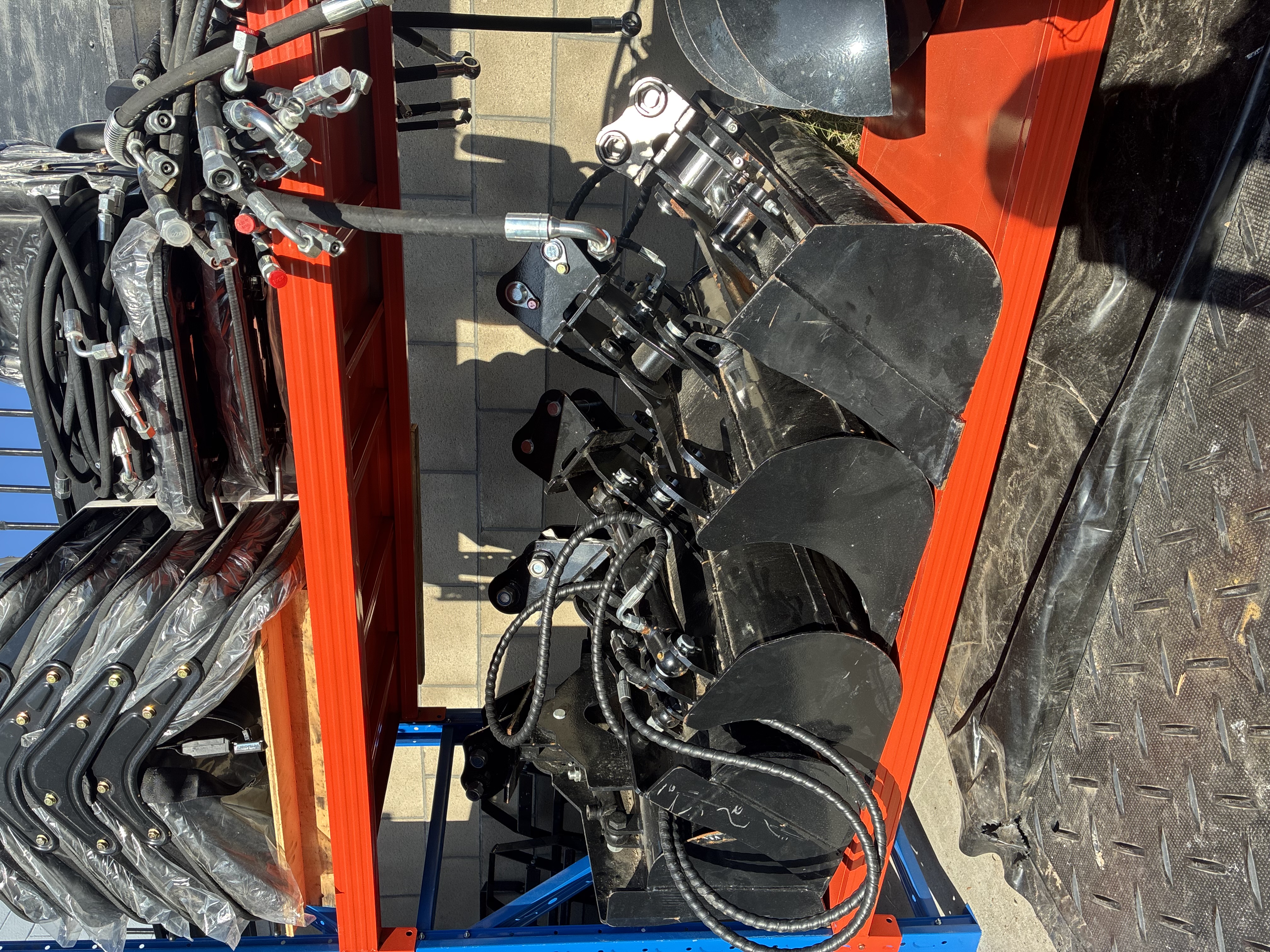 Mini Excavator Tilt Grading Bucket — 32 in