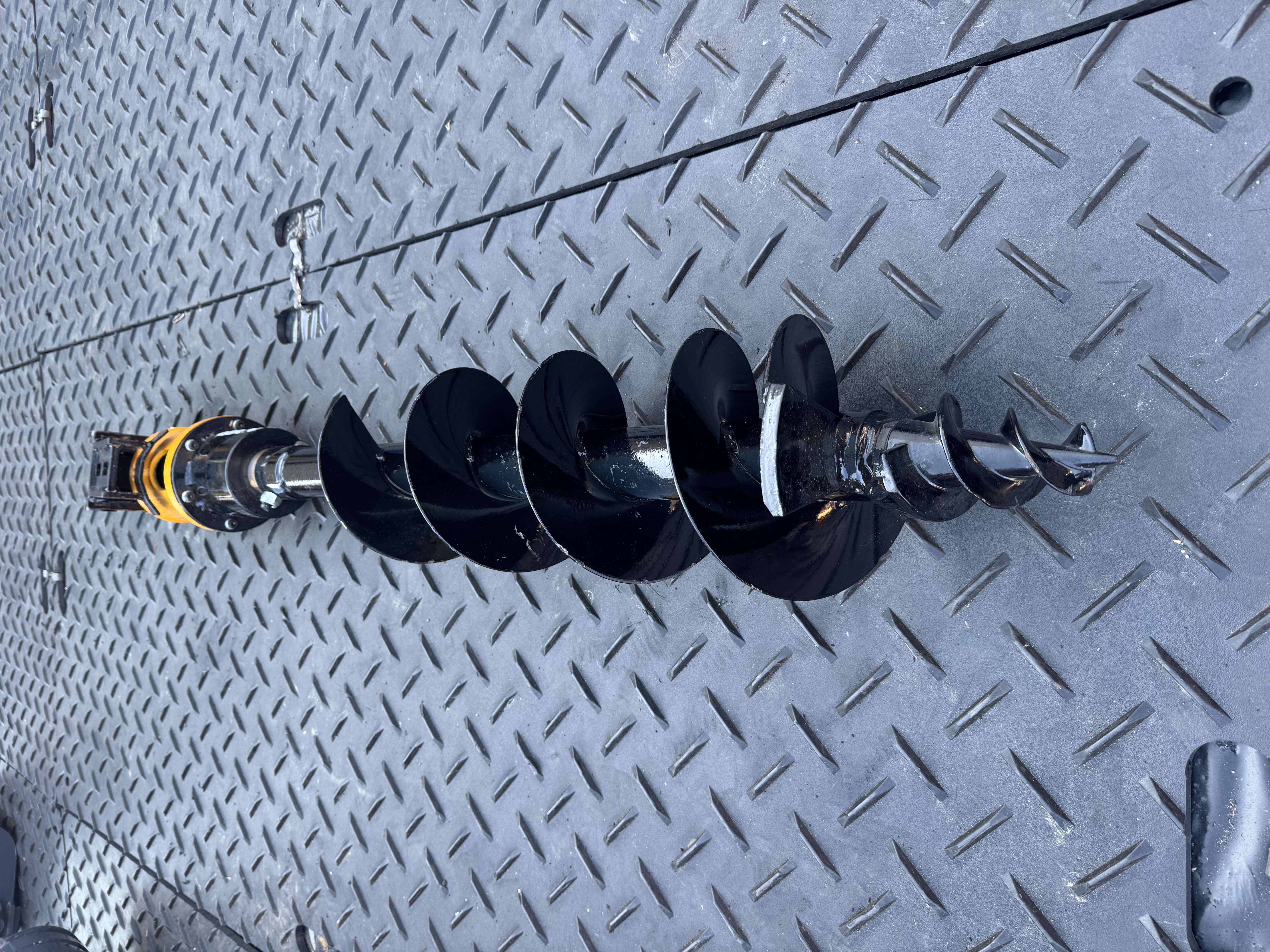 Mini Excavator Hydraulic Auger — 1 Bit Included — GIYI