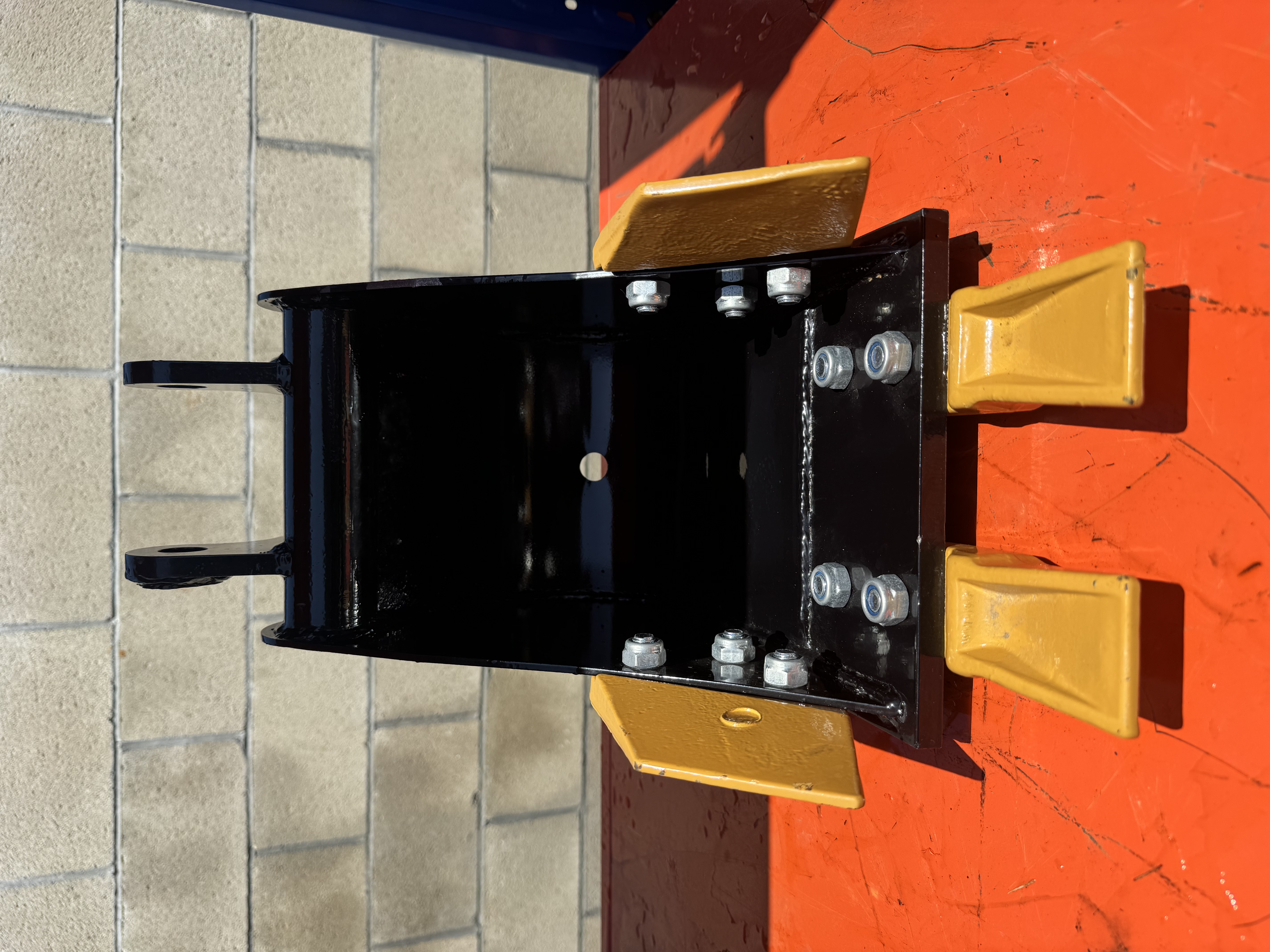Mini Excavator Digging Bucket — 8 in